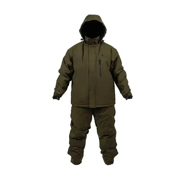 Costum de Iarna Avid Carp Arctic 50 Suit Ofertă exclusivă