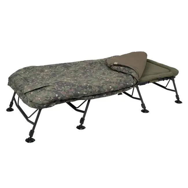 Pat Pescuit cu Sac de Dormit Trakker RLX 8 Wide Camo Bed System Preț promoțional