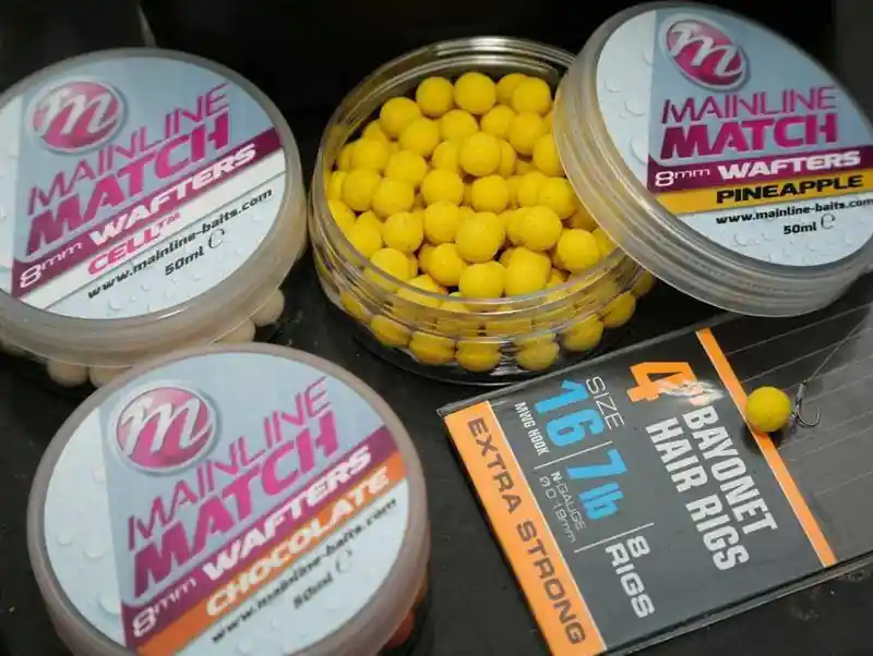Ofertă de sezon DUMBELL MAINLINE WAFTERS MATCH WHITE CELL 8MM